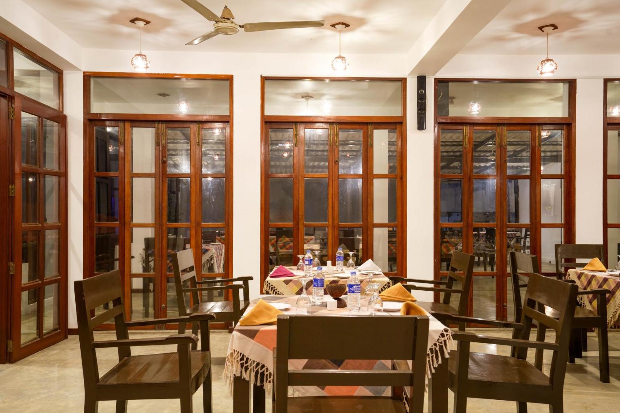 Hotel Silan Mo Mirissa Ngoại thất bức ảnh